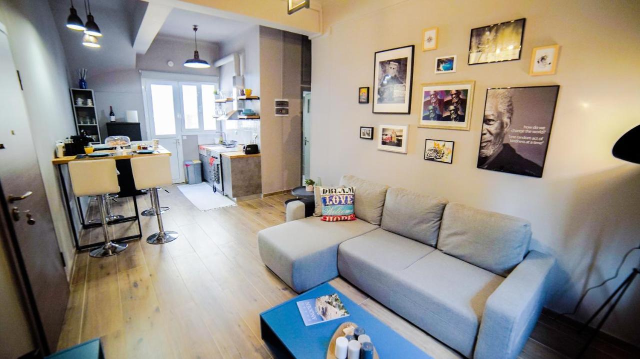 D16 Athens Apartment - 5' Mins To Petralona Metro エクステリア 写真